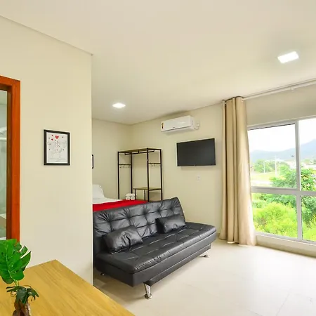 InHome - Estúdio superior 03, tranquilidade em meio ao verde no Campeche N1584 Florianópolis Exterior foto